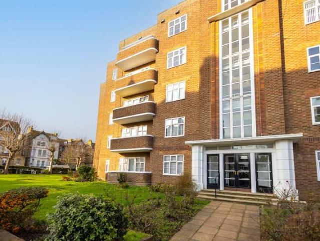 3 Bedroom Apartment Flat
