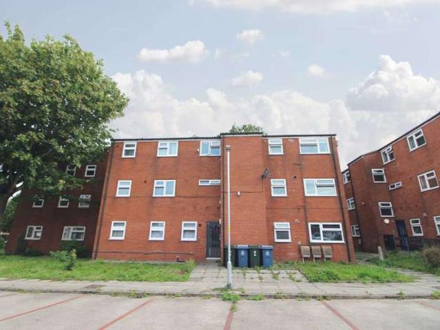 3 Bedroom Apartment Flat