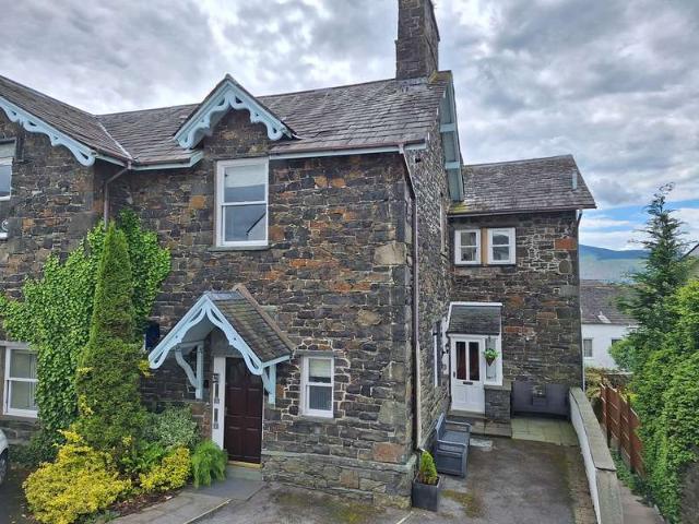 3 Bedroom Apartment Flat