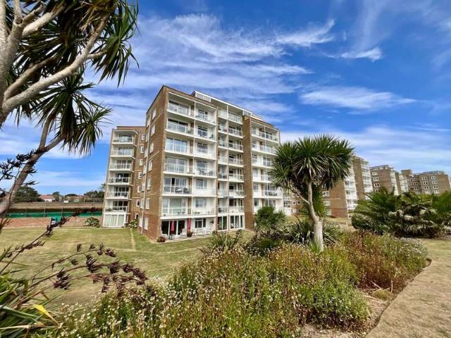 3 Bedroom Apartment Flat