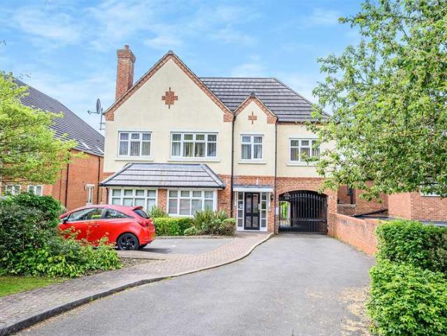 3 Bedroom Apartment Flat