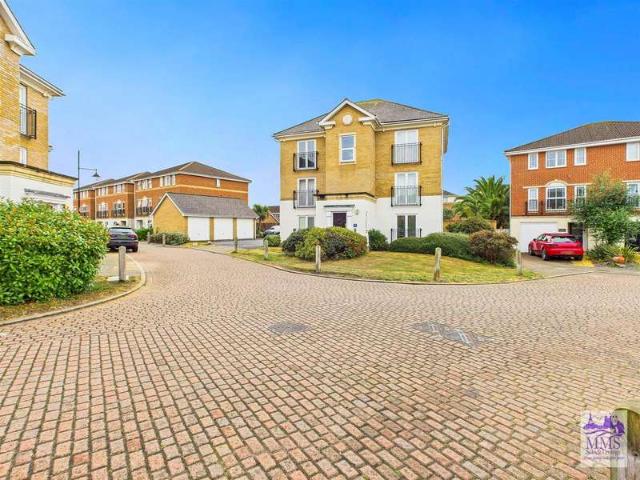 3 Bedroom Apartment Flat