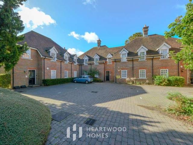 3 Bedroom Apartment Flat