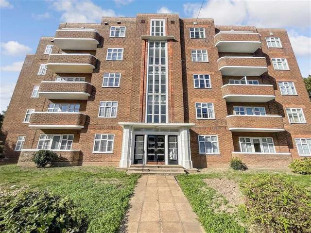 3 Bedroom Apartment Flat