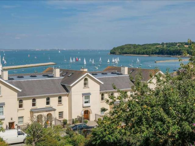 3 Bedroom Apartment Flat