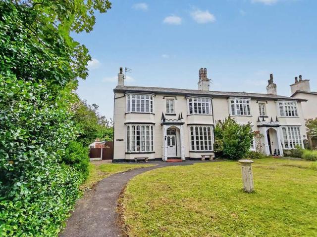 3 Bedroom Apartment Flat