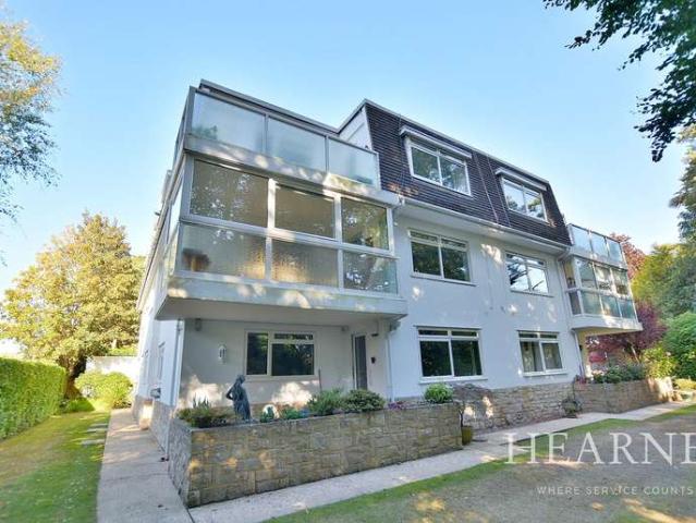 3 Bedroom Apartment Flat