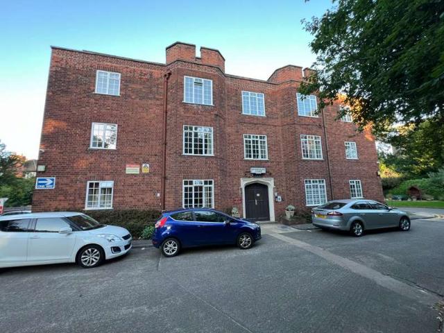 3 Bedroom Apartment Flat