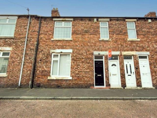 3 Bedroom Apartment Flat