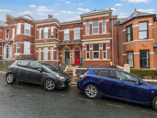 3 Bedroom Apartment Flat