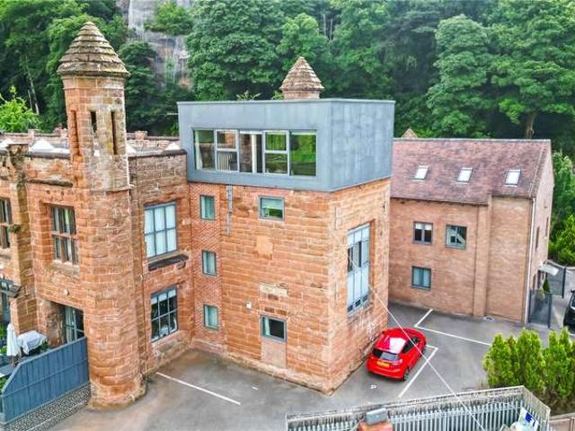 3 Bedroom Apartment Flat