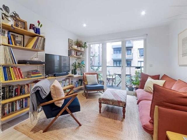 3 Bedroom Apartment Flat