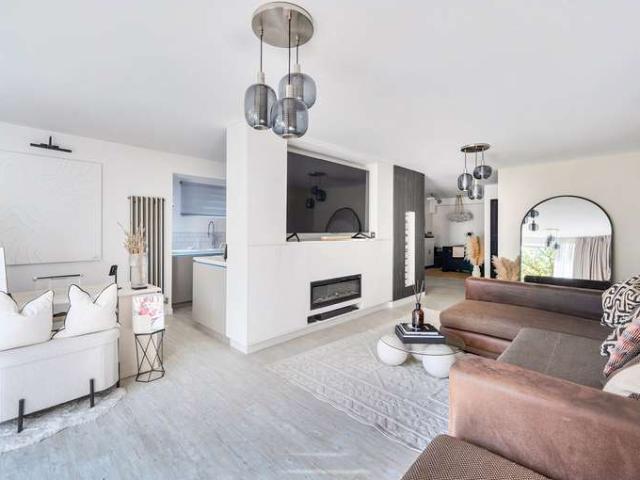 3 Bedroom Apartment Flat