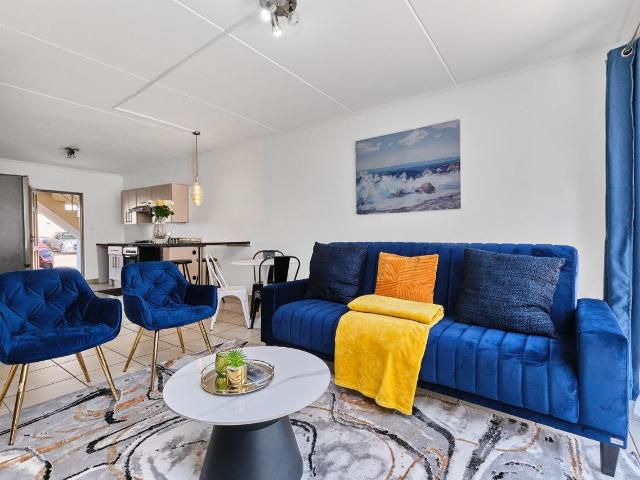3 Bedroom Apartment / Flat For Rent in Beverley, Sandton