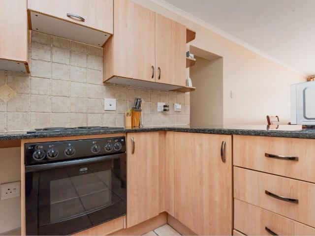 3 Bedroom Apartment / Flat For Sale in Castleview