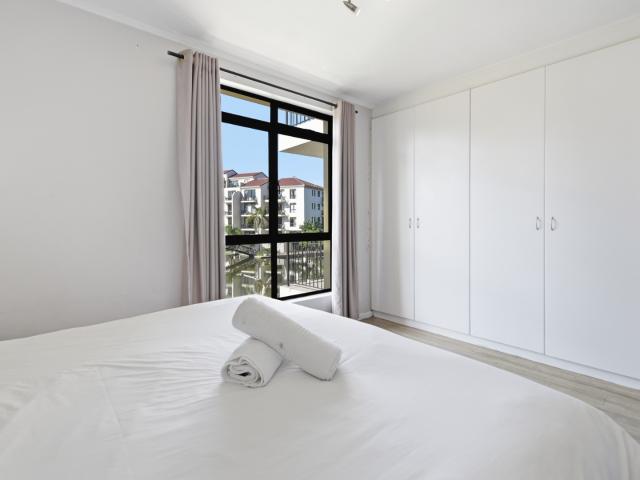 3 Bedroom Apartment / Flat For Sale in Century City