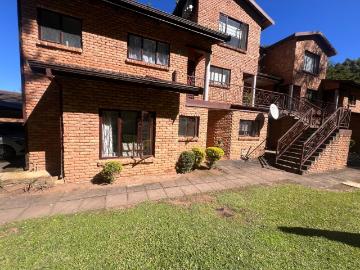 3 Bedroom Apartment / Flat For Sale in Chase Valley