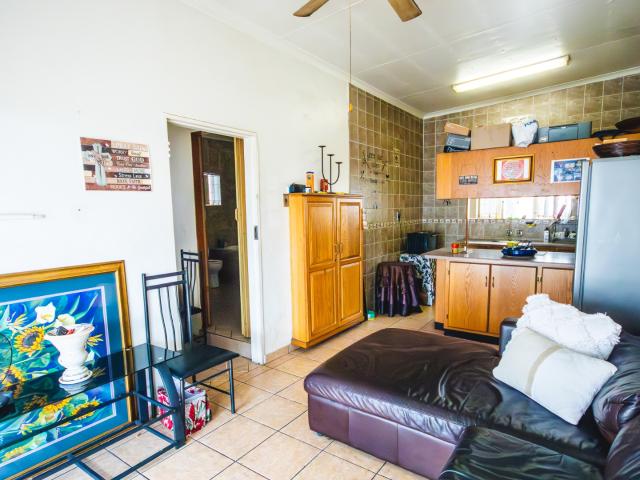 3 Bedroom Apartment / Flat For Sale in Claremont
