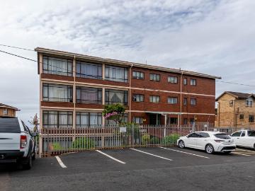 3 Bedroom Apartment / Flat For Sale in Amanzimtoti
