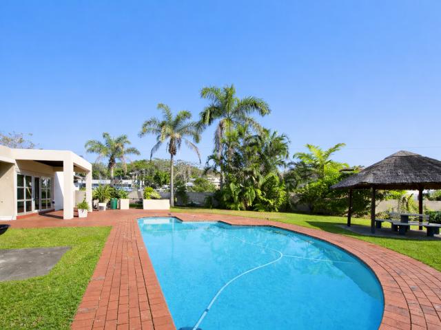 3 Bedroom Apartment / Flat For Sale in Amanzimtoti