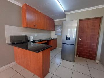 3 Bedroom Apartment / Flat For Sale in Albemarle