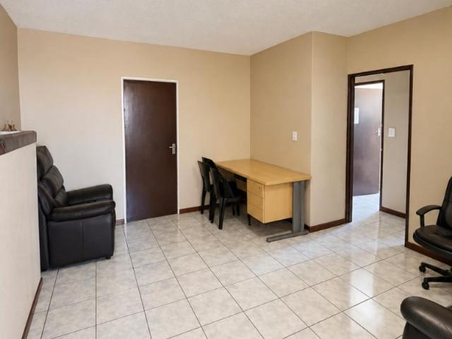 3 Bedroom Apartment / Flat For Sale in Arcadia