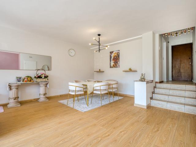 3 Bedroom Apartment / Flat For Sale in Atholl