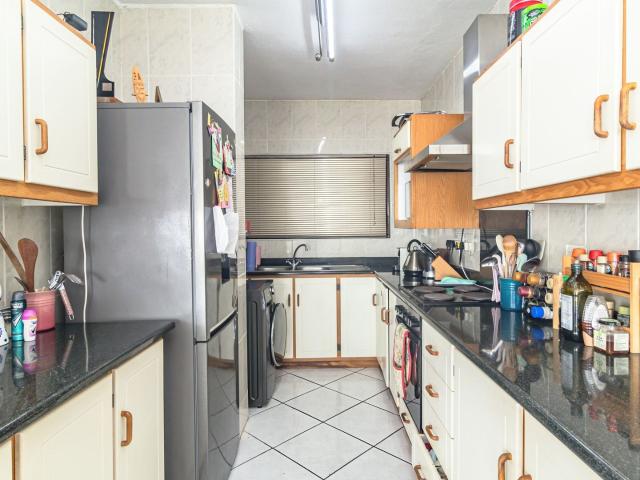 3 Bedroom Apartment / Flat For Sale in Athlone