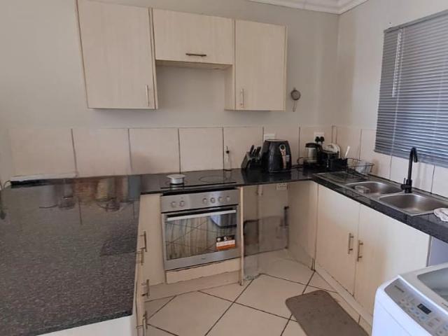 3 Bedroom Apartment / Flat For Sale in Athlone Park