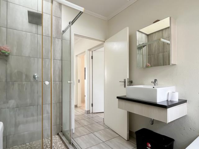 3 Bedroom Apartment / Flat For Sale in Beverley