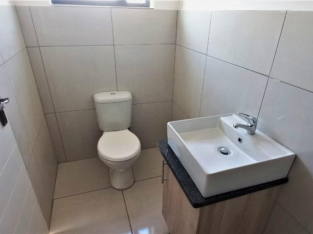 3 Bedroom Apartment / Flat For Sale in Bendor