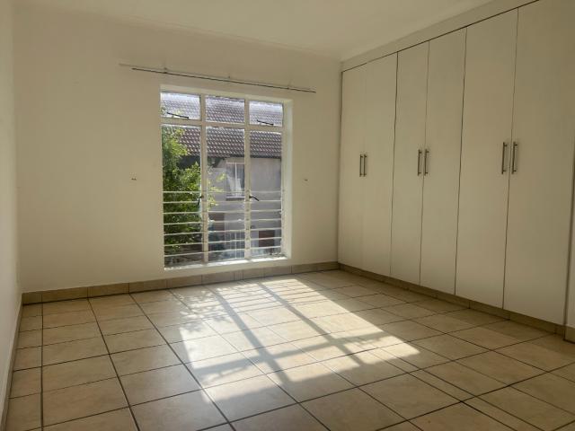3 Bedroom Apartment / Flat For Sale in Bendor