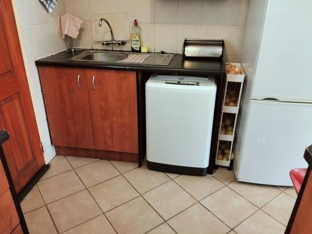 3 Bedroom Apartment / Flat For Sale in Bergsig