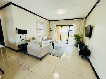 3 Bedroom Apartment / Flat For Sale in Blue Hills