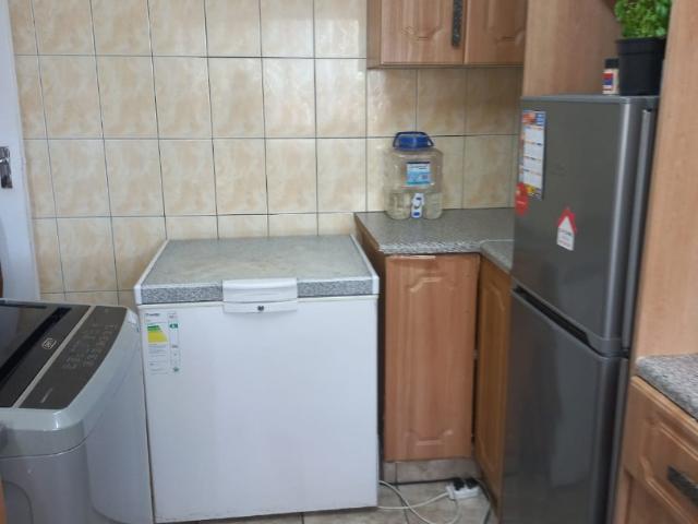 3 Bedroom Apartment / Flat For Sale in Brackenham