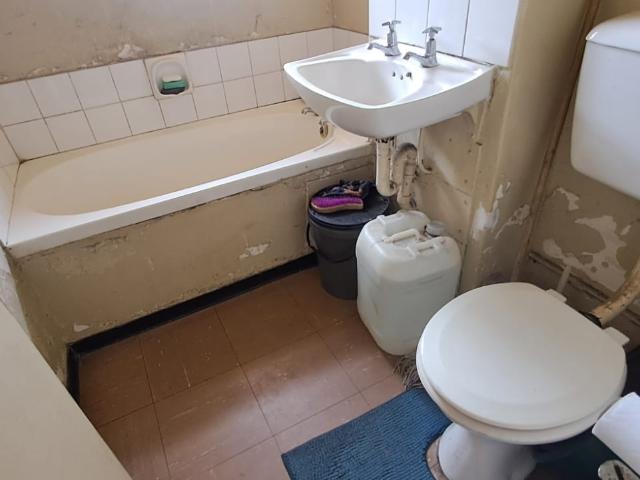 3 Bedroom Apartment / Flat For Sale in Brackenham