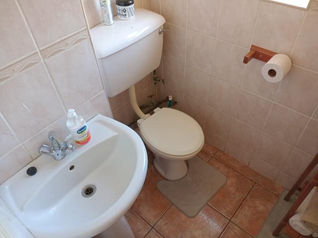3 Bedroom Apartment / Flat For Sale in Brackenham
