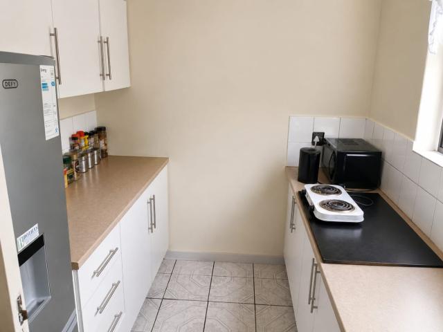 3 Bedroom Apartment / Flat For Sale in Brackenham