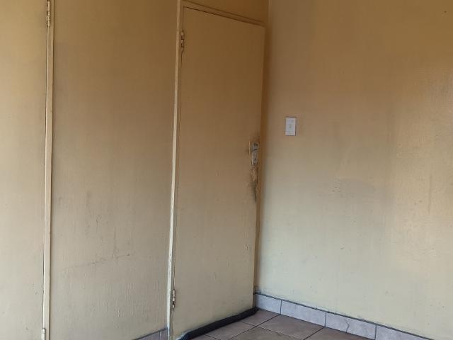 3 Bedroom Apartment / Flat For Sale in Germiston Central