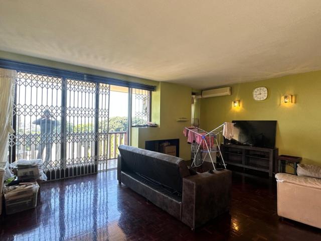 3 Bedroom Apartment / Flat For Sale in Glenwood