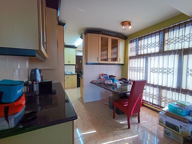 3 Bedroom Apartment / Flat For Sale in Glenwood