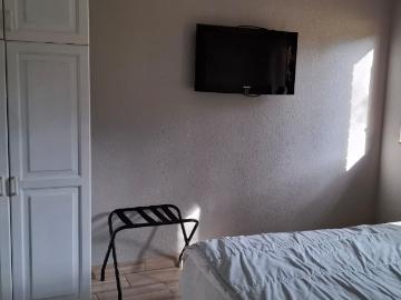 3 Bedroom Apartment / Flat For Sale in Greenway Woods