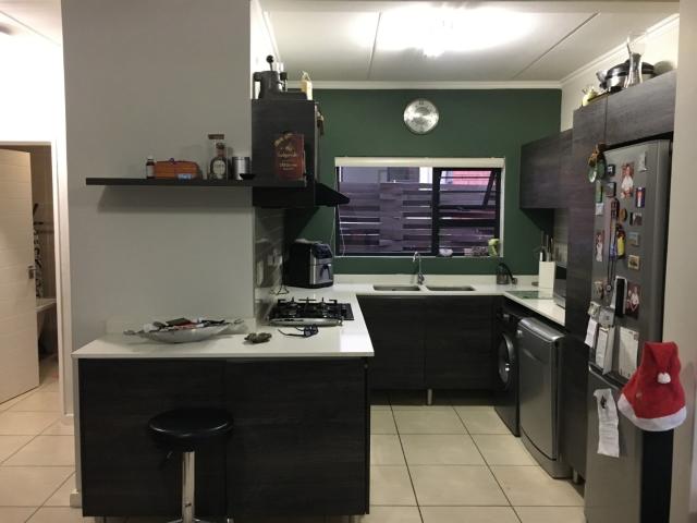 3 Bedroom Apartment / Flat For Sale in Greenstone Hill