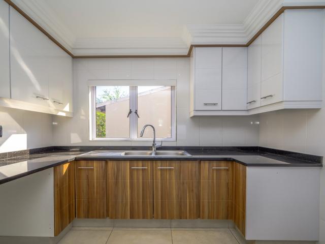 3 Bedroom Apartment / Flat For Sale in Desainagar