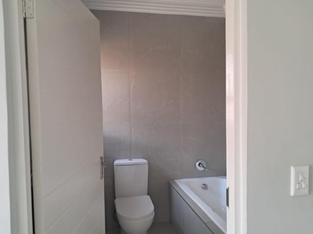 3 Bedroom Apartment / Flat For Sale in Elandshaven