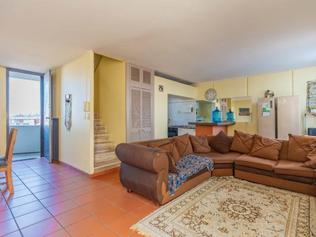 3 Bedroom Apartment / Flat For Sale in Essenwood