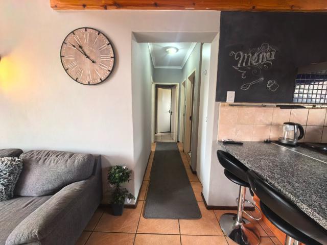 3 Bedroom Apartment / Flat For Sale in Kleinfontein