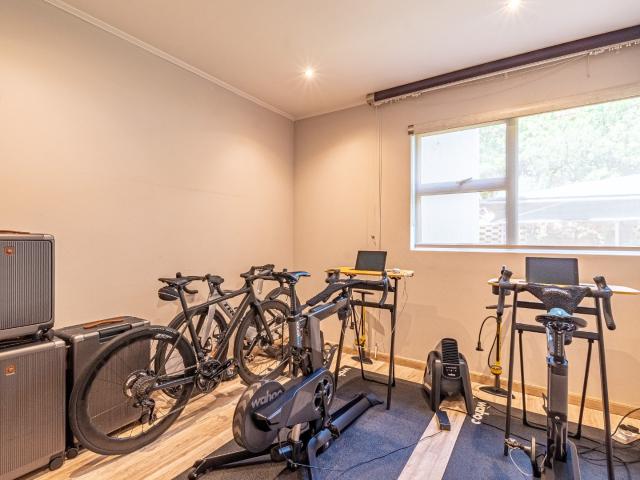 3 Bedroom Apartment / Flat For Sale in Houghton Estate