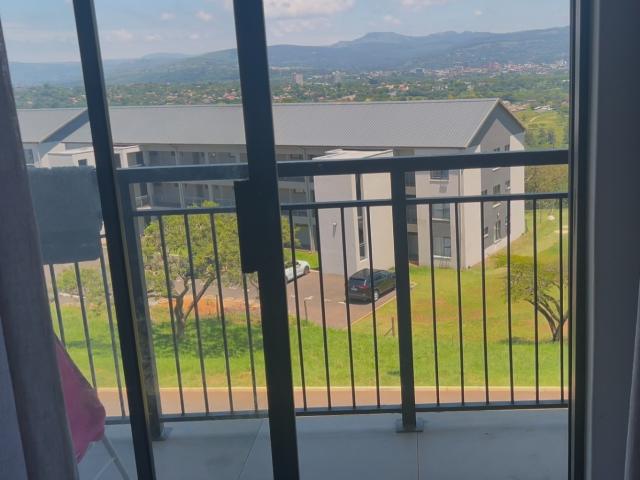 3 Bedroom Apartment / Flat For Sale in Hayfields