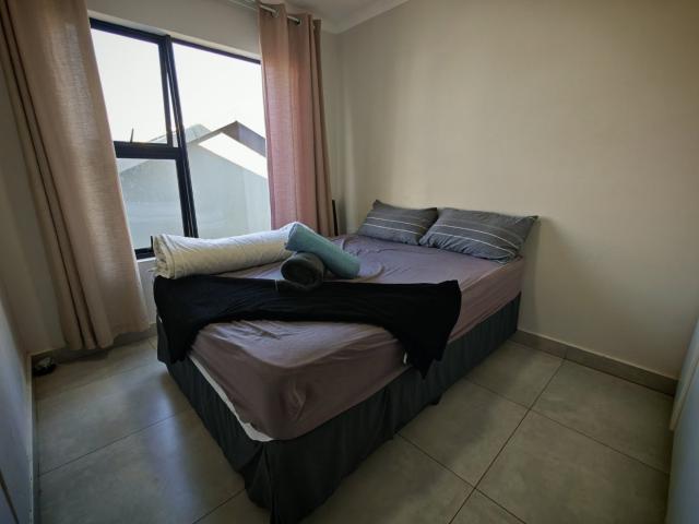 3 Bedroom Apartment / Flat For Sale in Hayfields